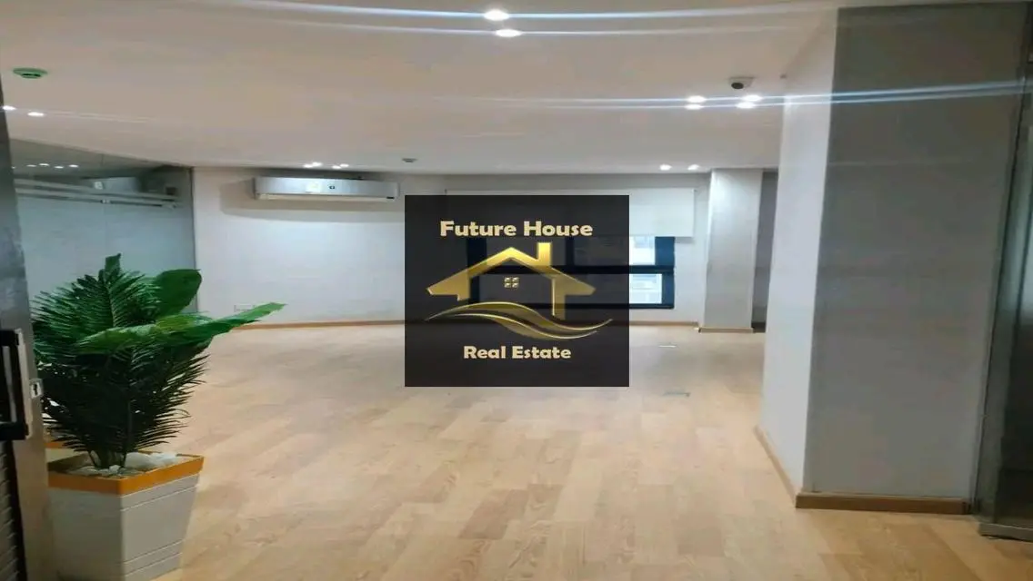 130 Square Meter Open Area for Sale