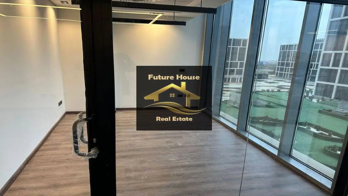 130 Square Meter Open Area for Sale