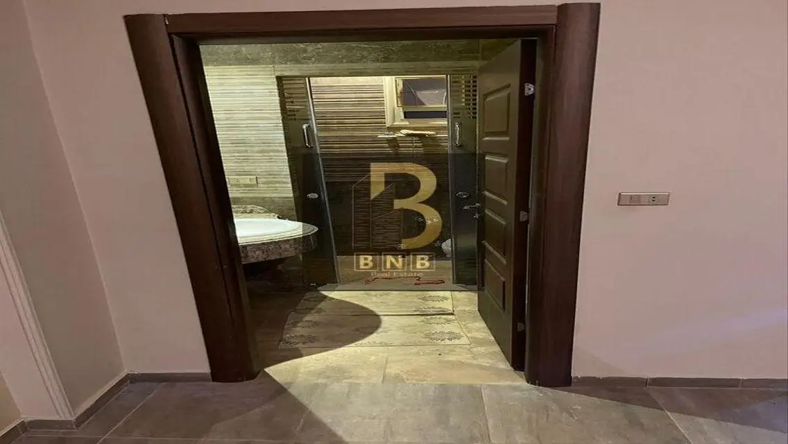 شقة مميزة للبيع بمساحة 160 متر مع إطلالة رائعة