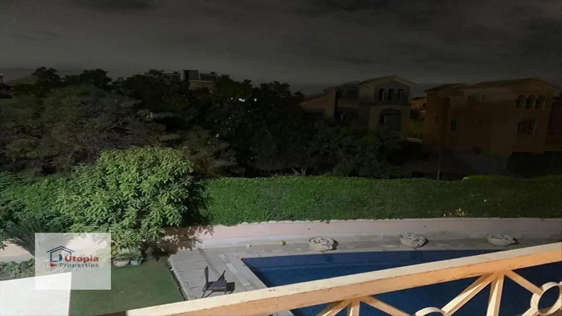 شقة فاخرة مع حديقة خاصة ومسبح