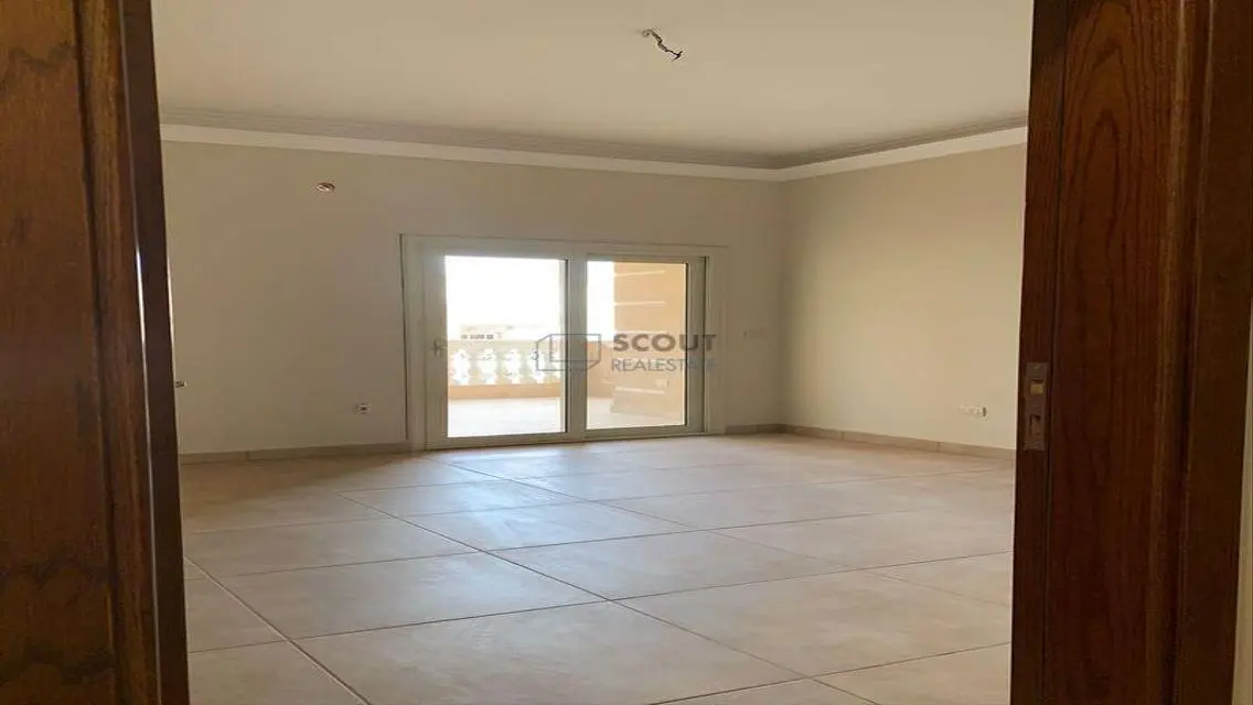 شقة فاخرة للإيجار مع إطلالة رائعة