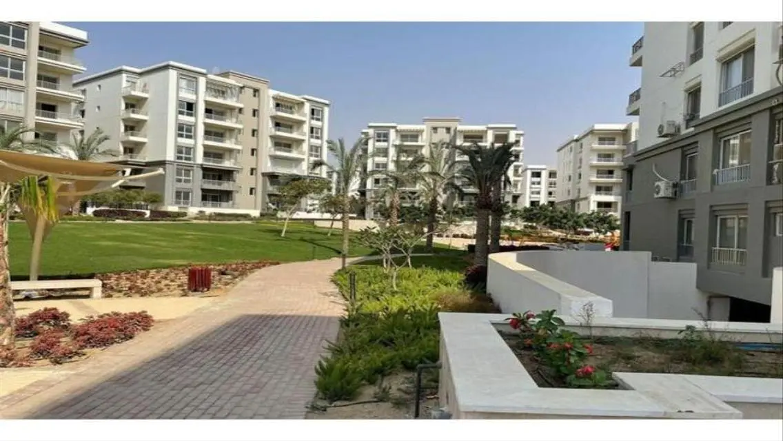 Double-View Duplex in Hyde Park New Cairo