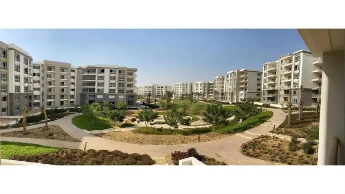 Double-View Duplex in Hyde Park New Cairo
