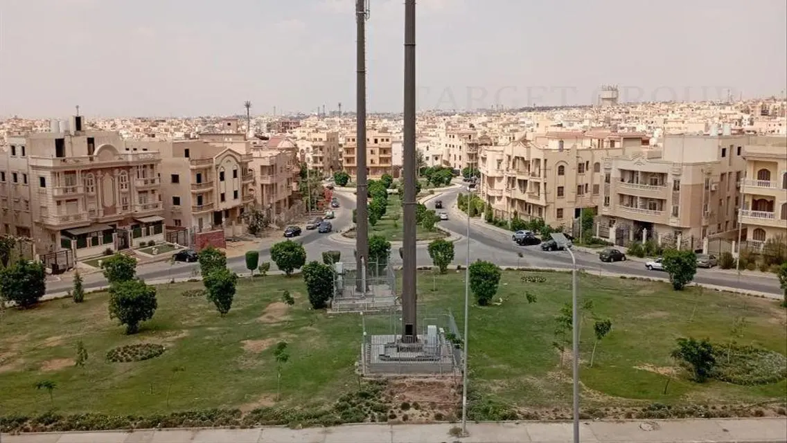شقة فاخرة للإيجار في موقع متميز