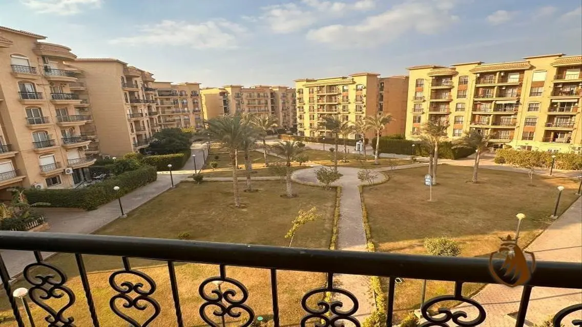 Luxury Apartment for Sale in Al Huda City at an Attractive Price