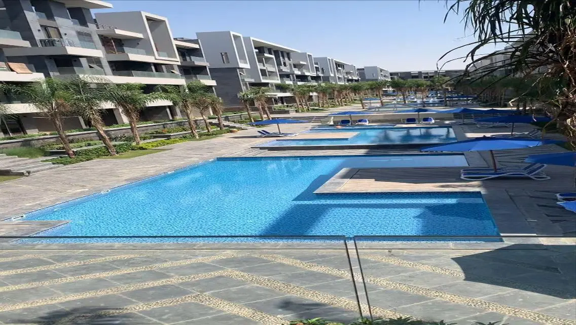 شقة مميزة للإيجار - بحيرات