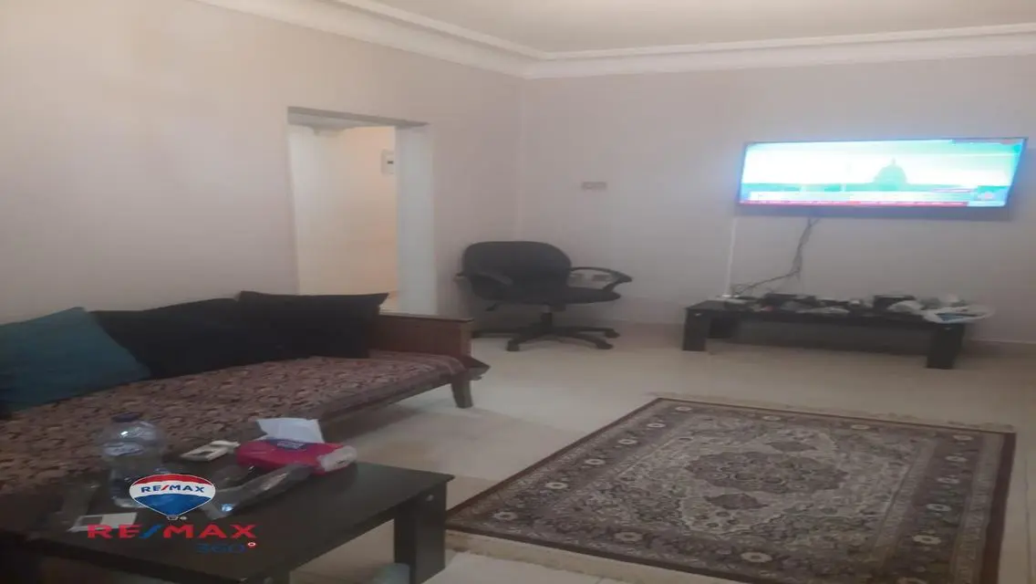 شقة فاخرة للبيع بمساحة 200 متر
