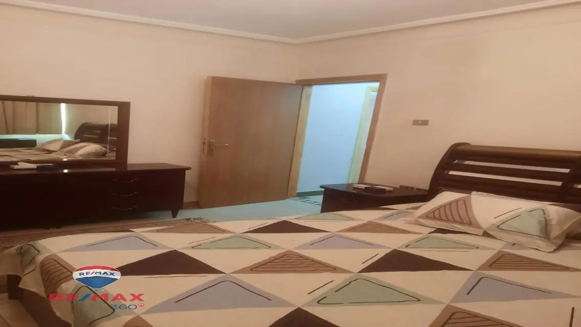 شقة فاخرة للبيع بمساحة 200 متر