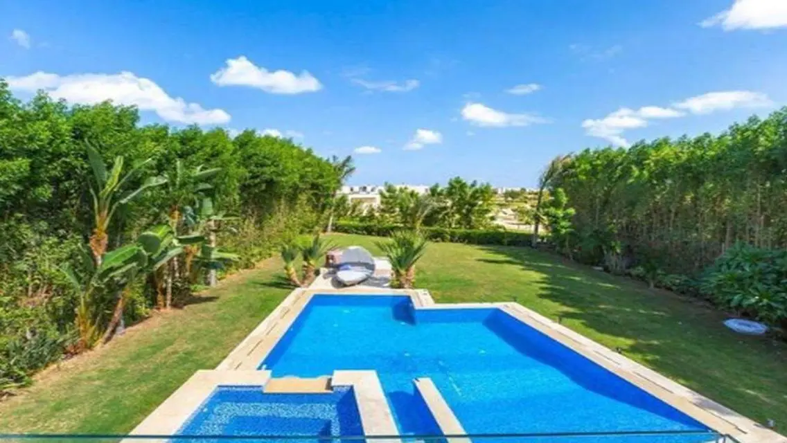 Luxury Villa for Sale with Private Pool and Garden