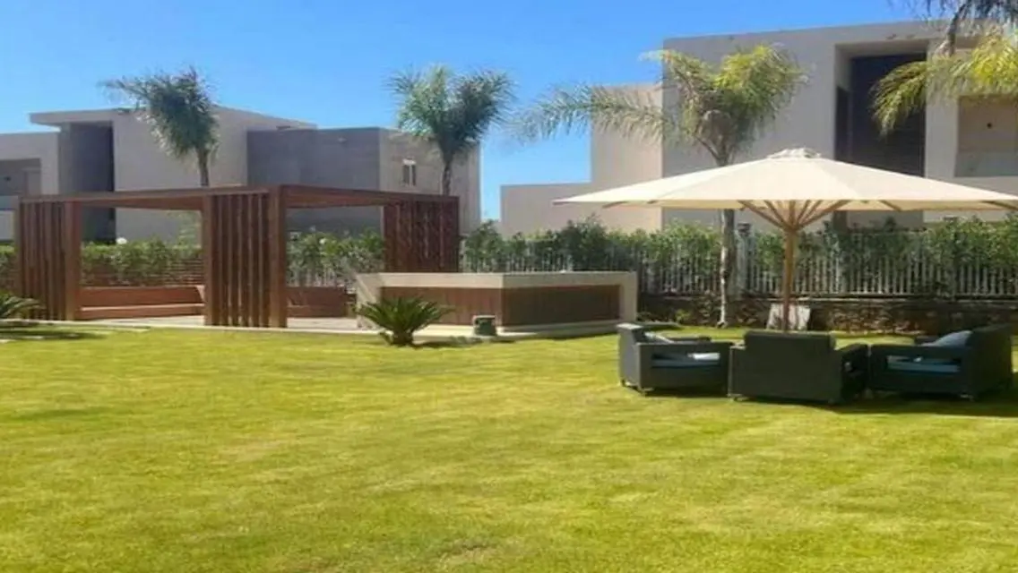 Luxury Villa for Sale with Private Pool and Garden
