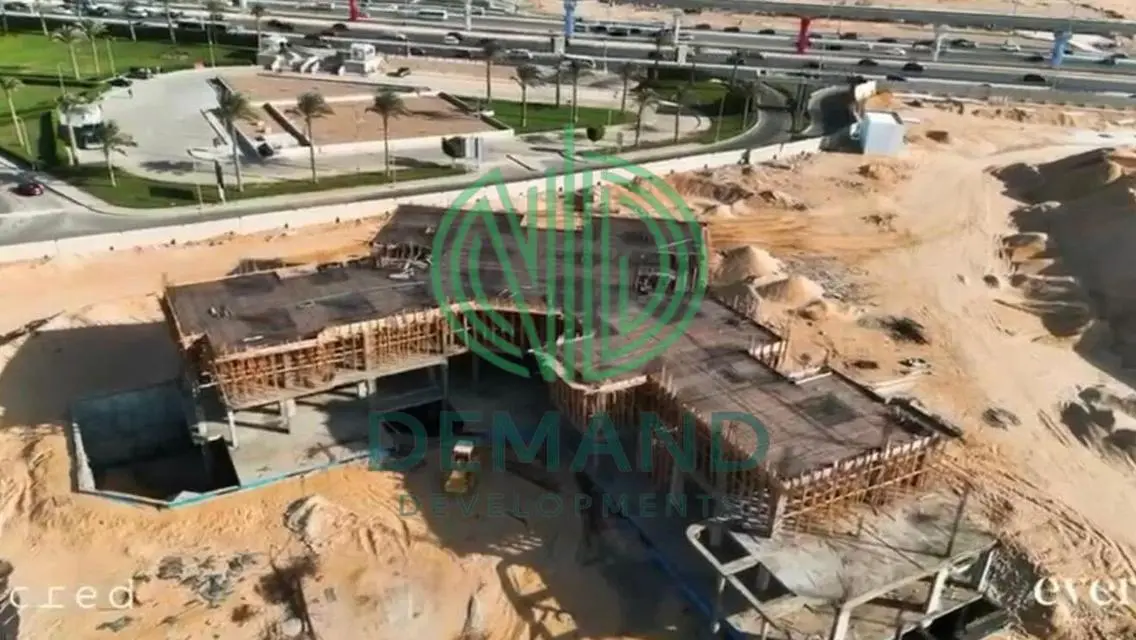 شقة فاخرة بمساحة واسعة ومرافق متميزة