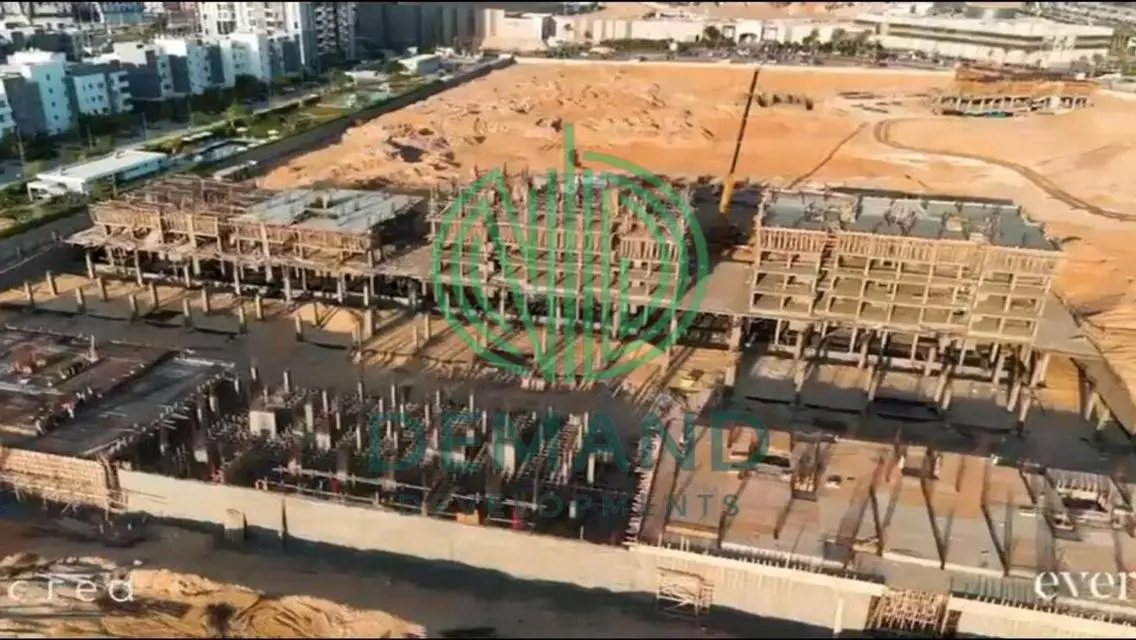 شقة فاخرة بمساحة واسعة ومرافق متميزة