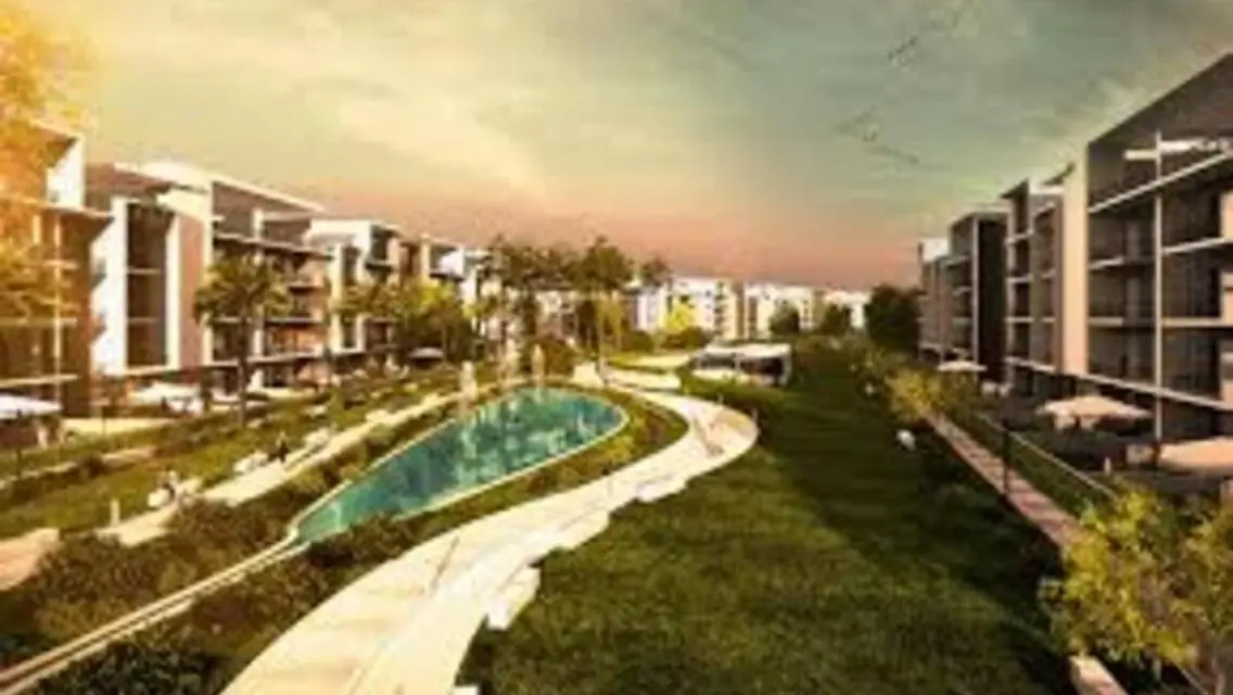 Luxury Apartment with Lake View