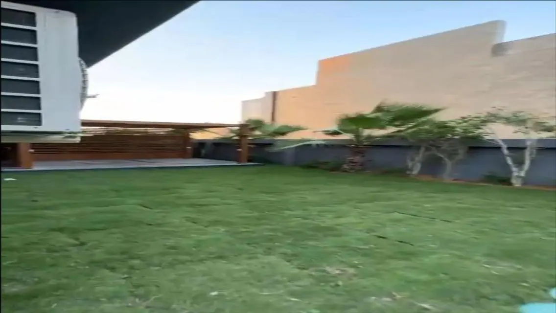 Luxury Villa for Sale with Private Garden and Pool