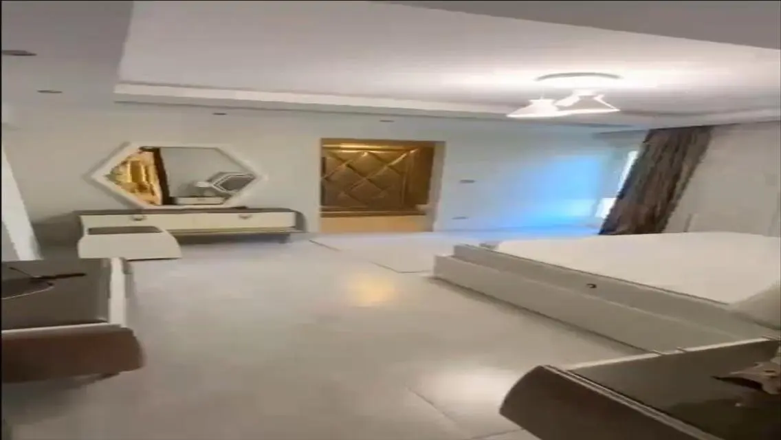 Luxury Villa for Sale with Private Pool and Garden in the Heart of the City