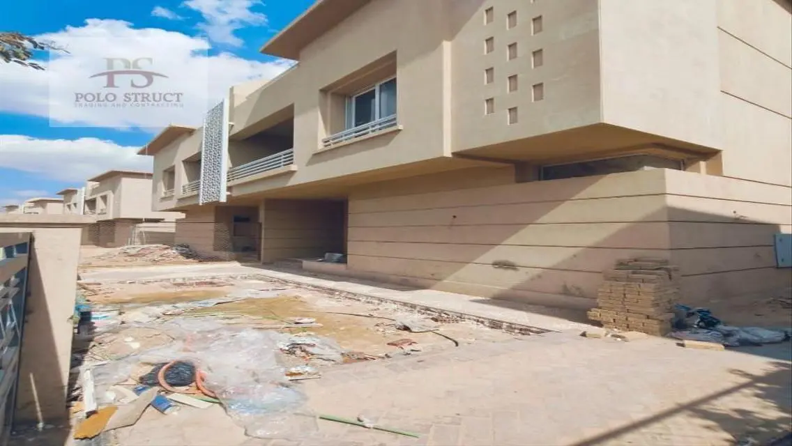 Luxury Villa of 350 sqm with Private Pool and Garden