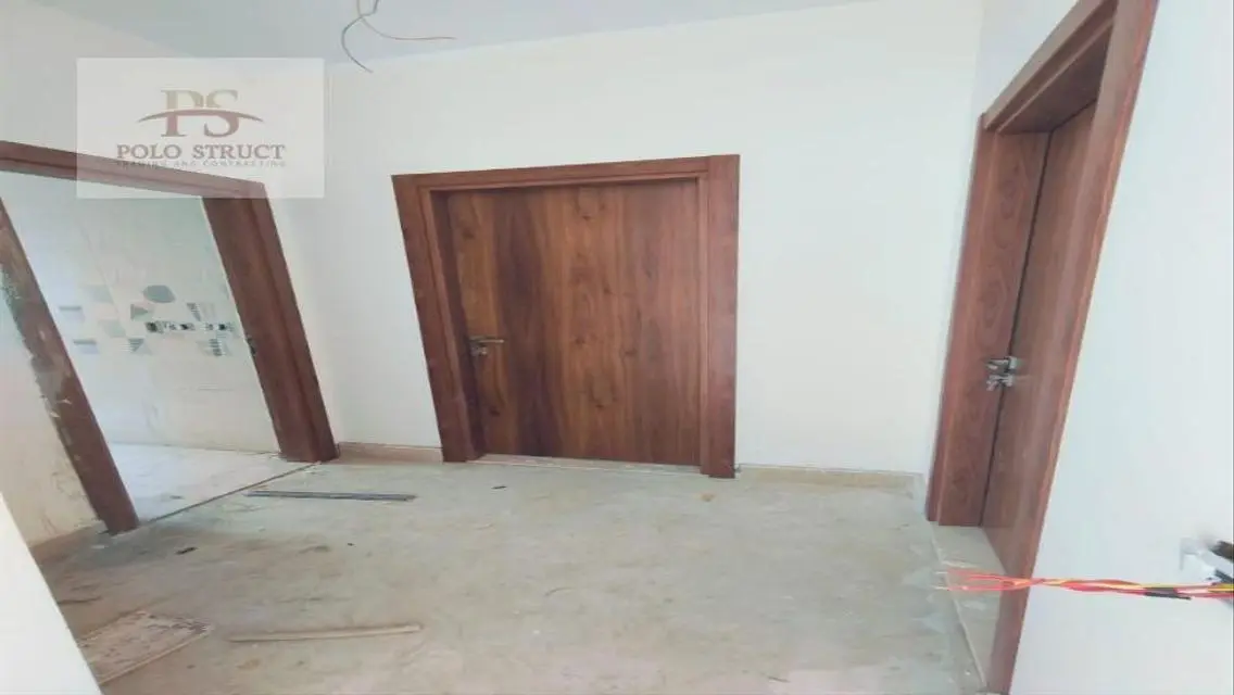 Luxury Villa of 350 sqm with Private Pool and Garden