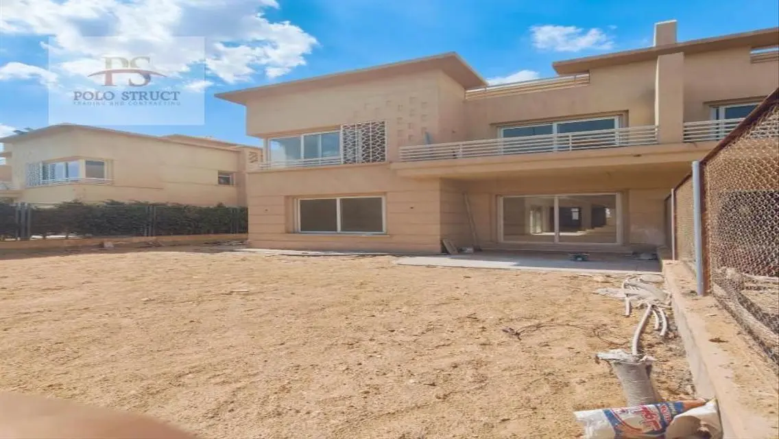Luxury Villa of 350 sqm with Private Pool and Garden