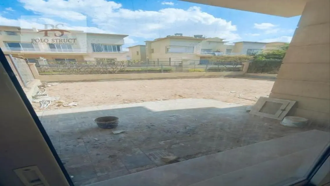 Luxury Villa of 350 sqm with Private Pool and Garden