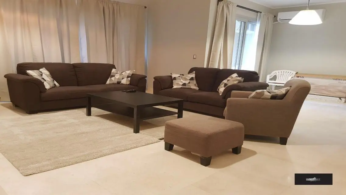 Stunning Apartment with Luxurious Amenities