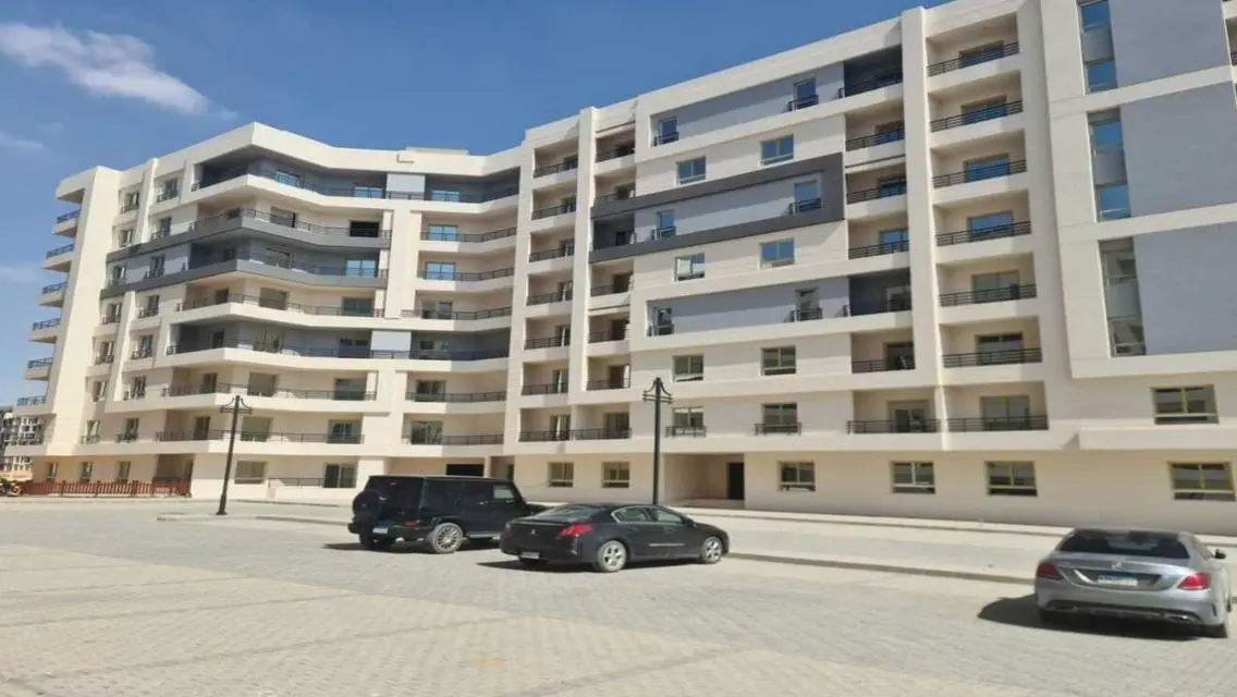 Luxury Apartment Overlooking Lakes for Sale