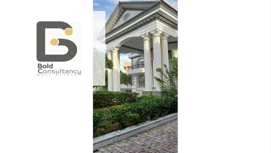 Luxury Villa with Private Pool and Garden in the Heart of the City