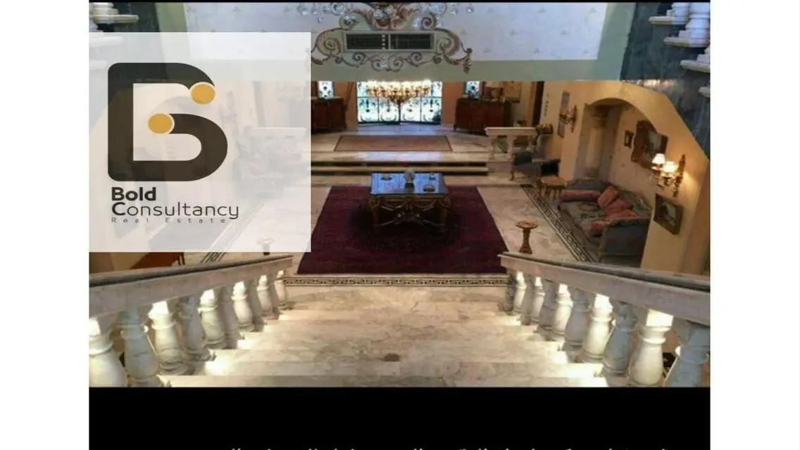 Luxury Villa with Private Pool and Garden in the Heart of the City