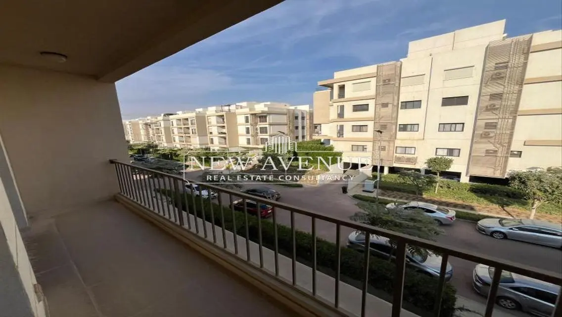 Luxury Apartment for Sale - 195 Square Meters
