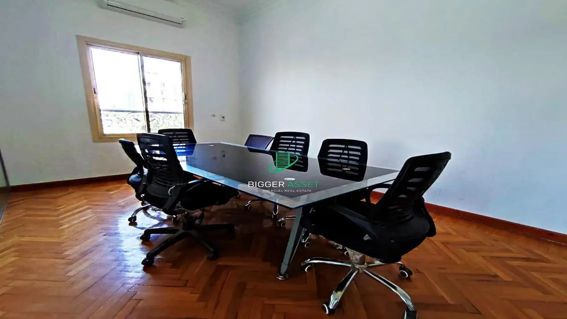 Luxurious Apartment of 300 sqm - Priced at 60000