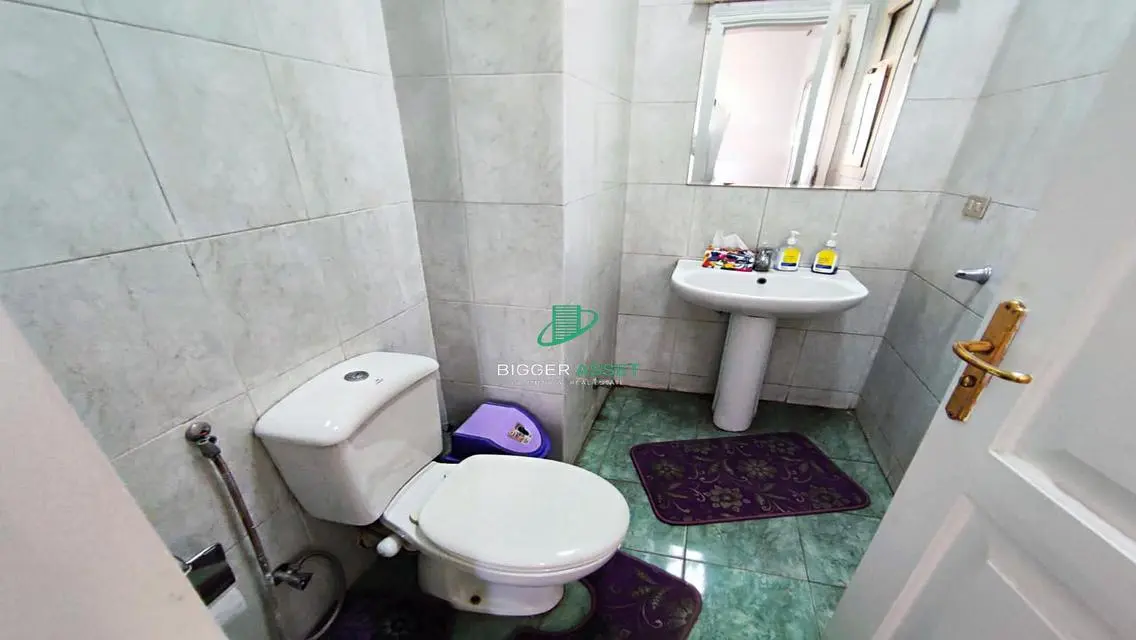 Luxurious Apartment of 300 sqm - Priced at 60000