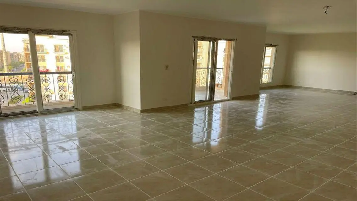 Luxury Villa with Private Garden and Amazing Amenities