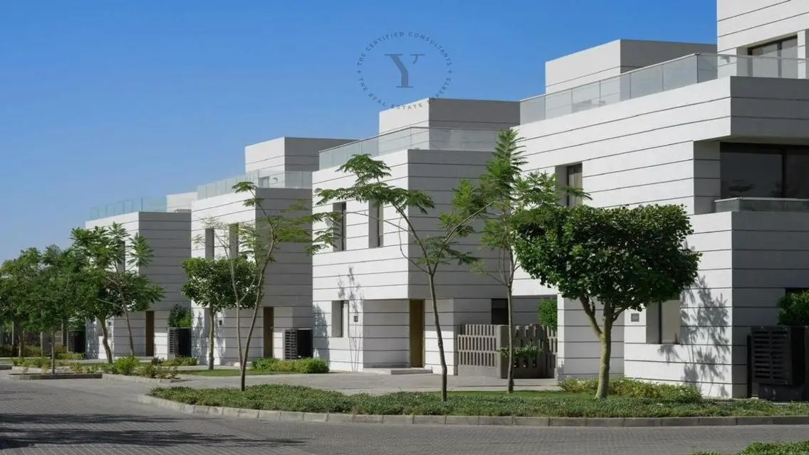 Luxurious Apartment with Private Garden and Exceptional Amenities