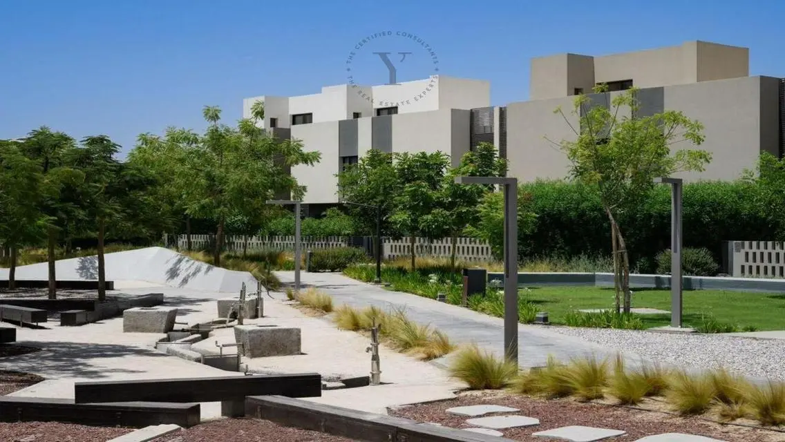 Luxurious Apartment with Private Garden and Exceptional Amenities