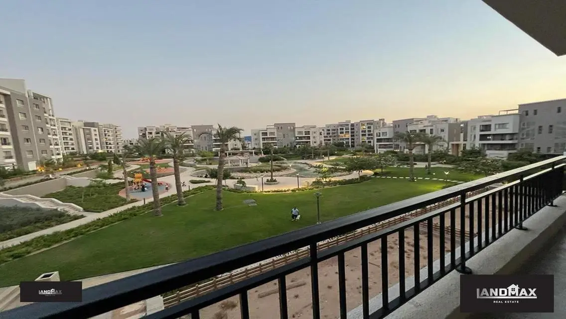 شقة فاخرة للبيع في مشروع Callison-WATG-5