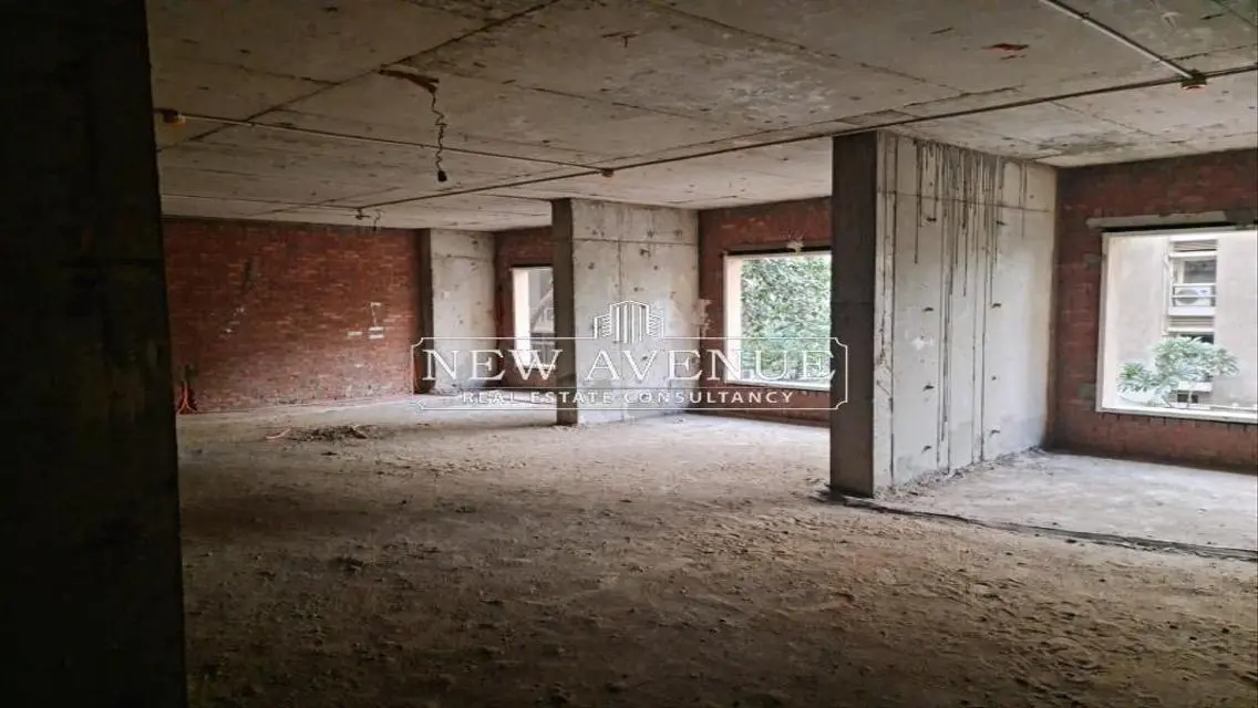 Stunning Apartment for Sale with Spacious Area and Multiple Amenities
