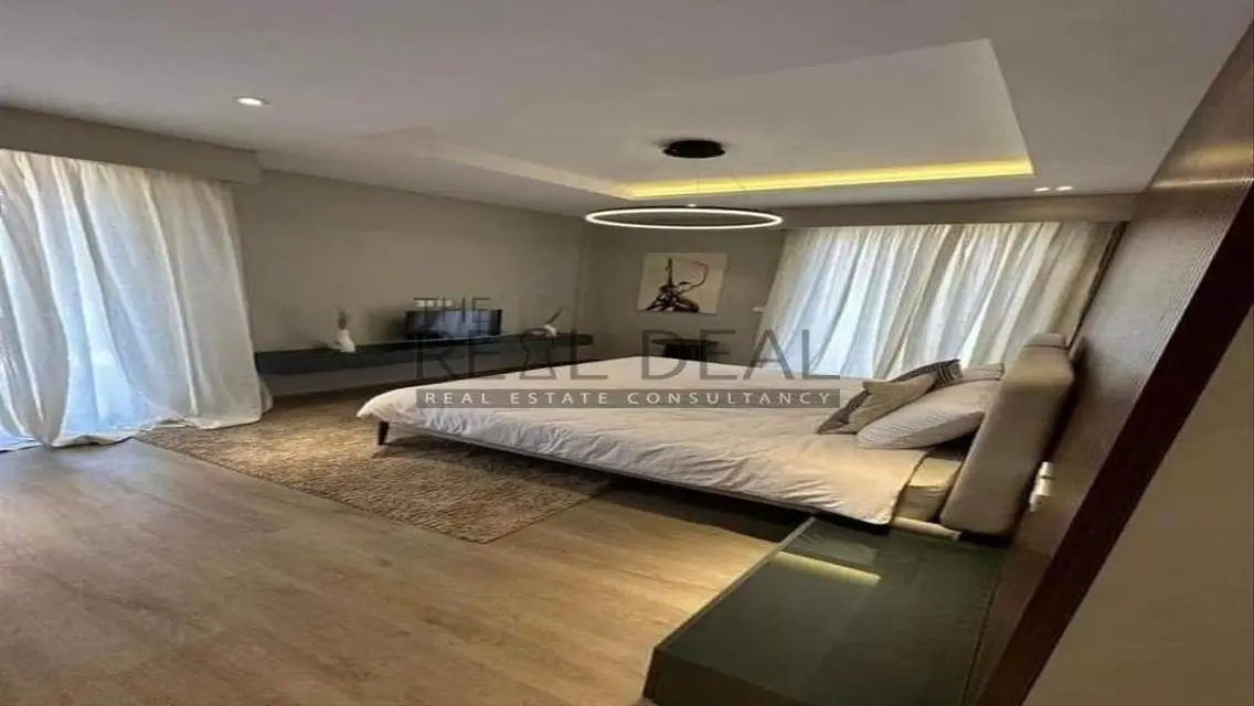 Luxury Villa in Stone Park - 10 Rooms, 230 sqm