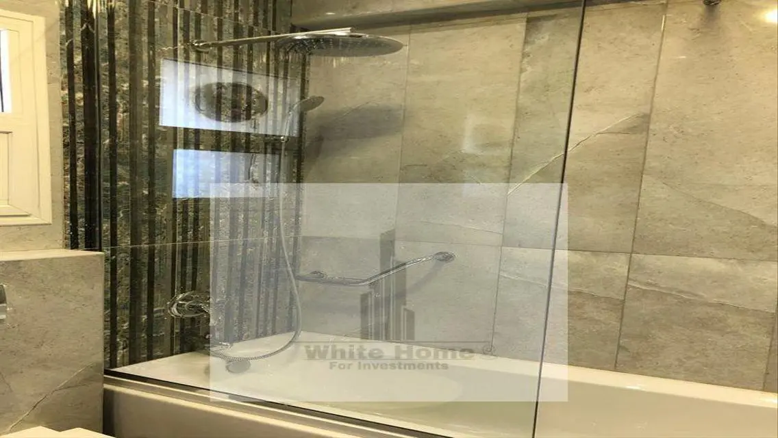 Luxurious Apartment in Hyde Park Compound, New Cairo
