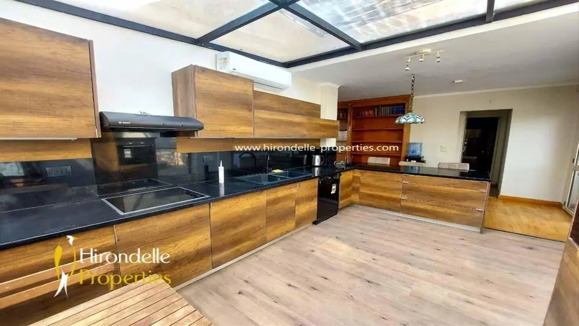 Luxury Apartment in Prime Location