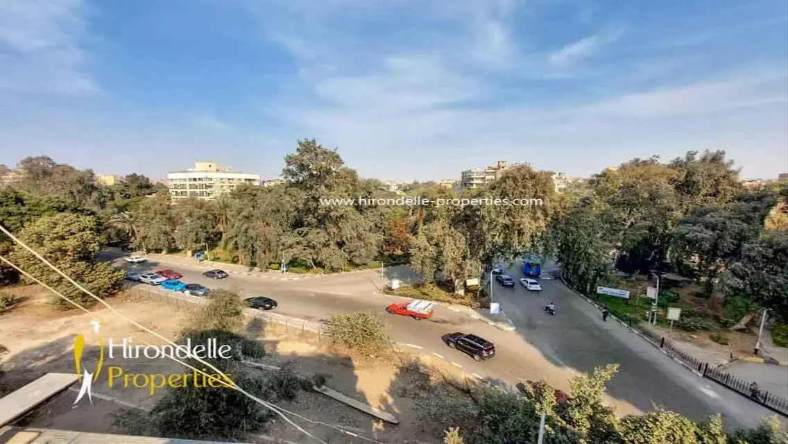 Luxury Apartment in Prime Location