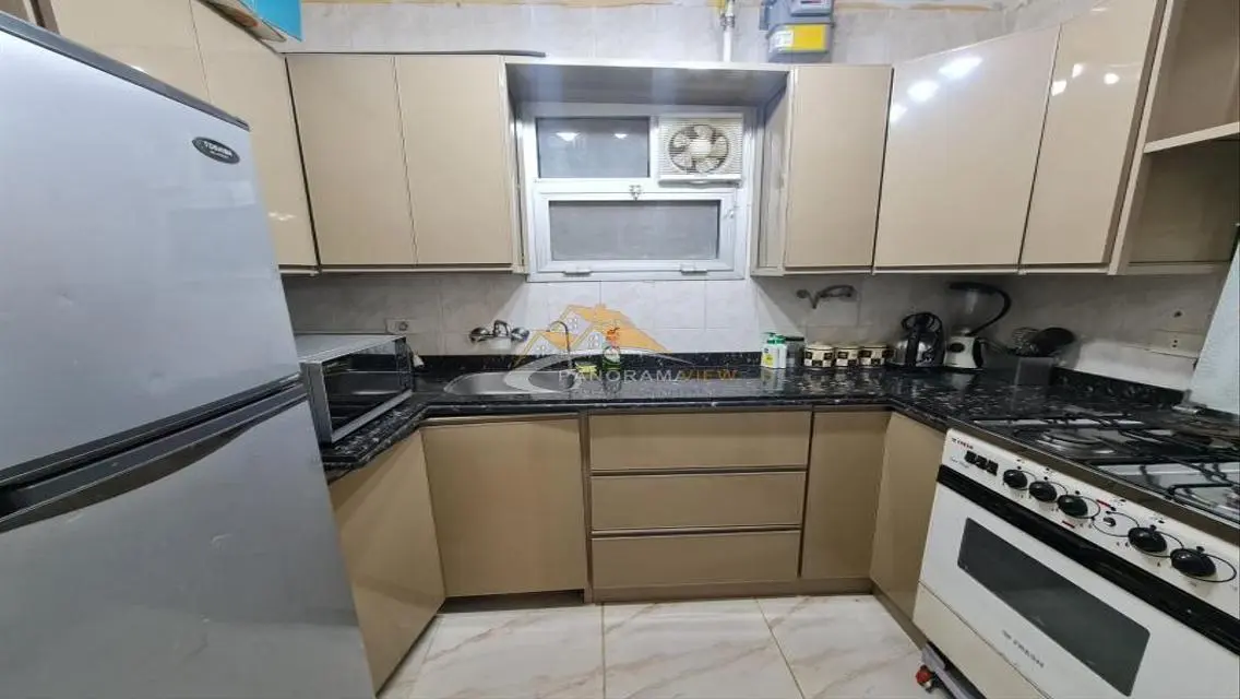 Spacious B6 Apartment for Rent