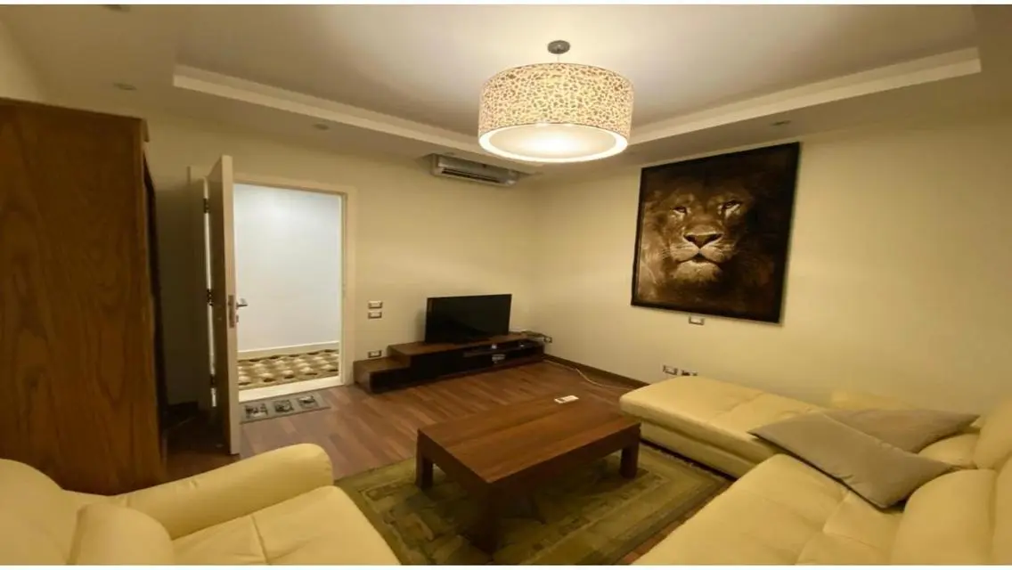 Stylish Apartment with Premium Amenities in the Heart of the City