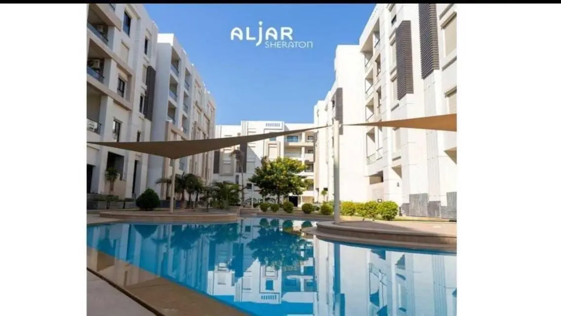 شقة فاخرة للبيع بمساحة واسعة