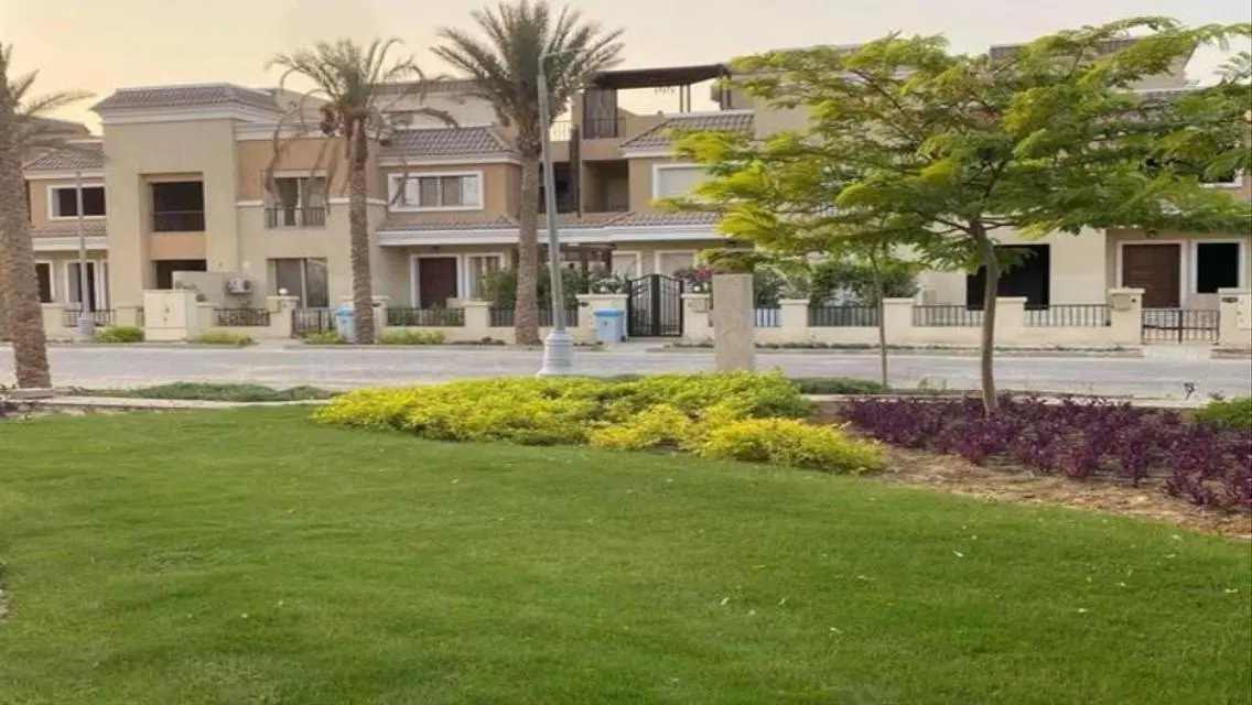 Luxury Villa for Sale Near Lakes