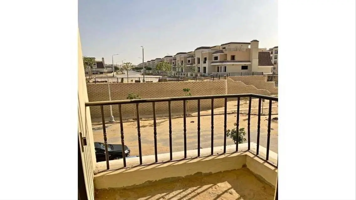 Luxury Villa for Sale Near Lakes