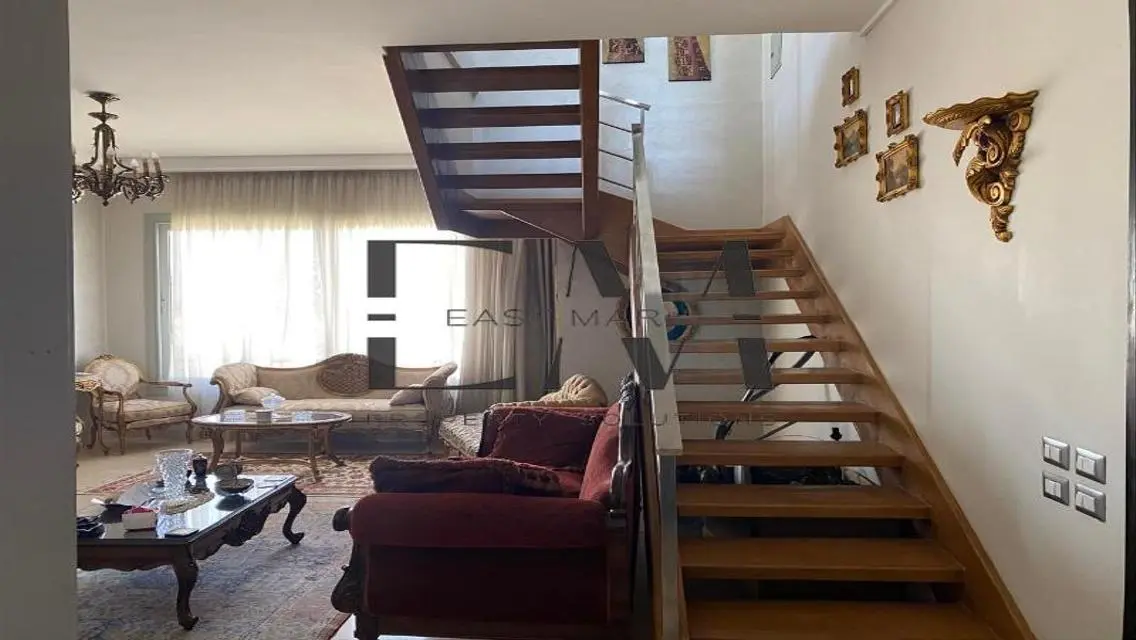 Luxurious Apartment of 203 Meters in the Heart of the City