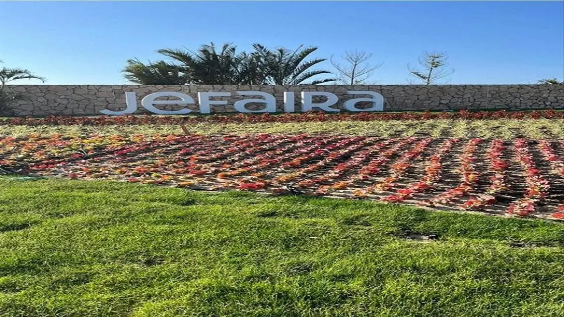 Luxury Apartment in Jefaira - 8 Rooms with Stunning View