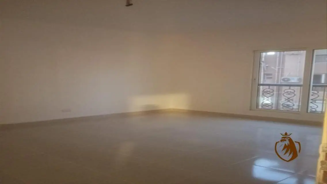 Stunning Villa for Sale in Rehab City