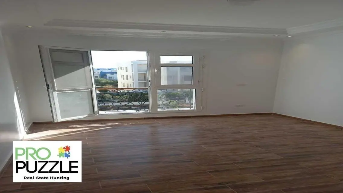 Luxury 140m Apartment for Rent in Hyde Park