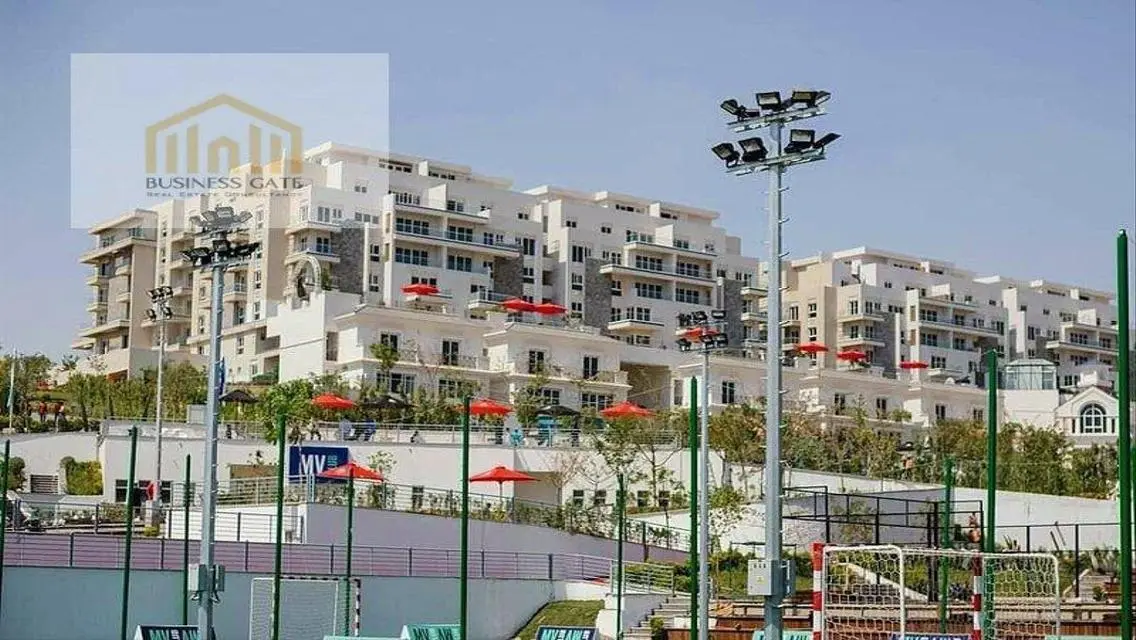 Luxury Apartment in October City