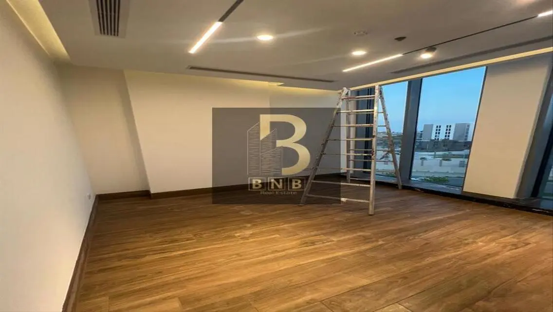 Luxurious Apartment for Rent with 1500 sqm Space